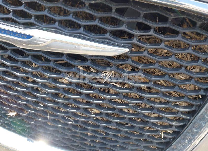 Photo 16 of 2015 Chrysler 300 LIMITED (VIN 2C3CCAAG1FH931721)