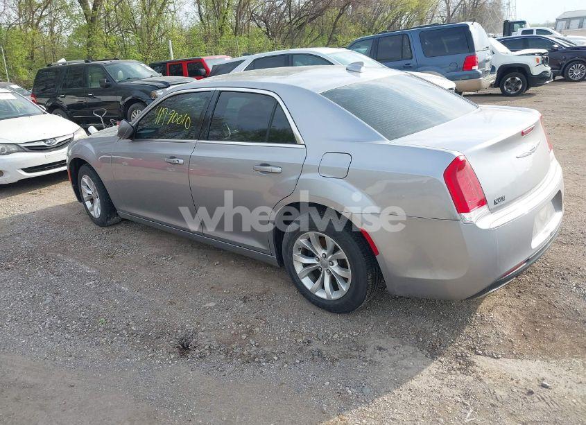 Photo 3 of 2015 Chrysler 300 LIMITED (VIN 2C3CCAAG1FH931721)