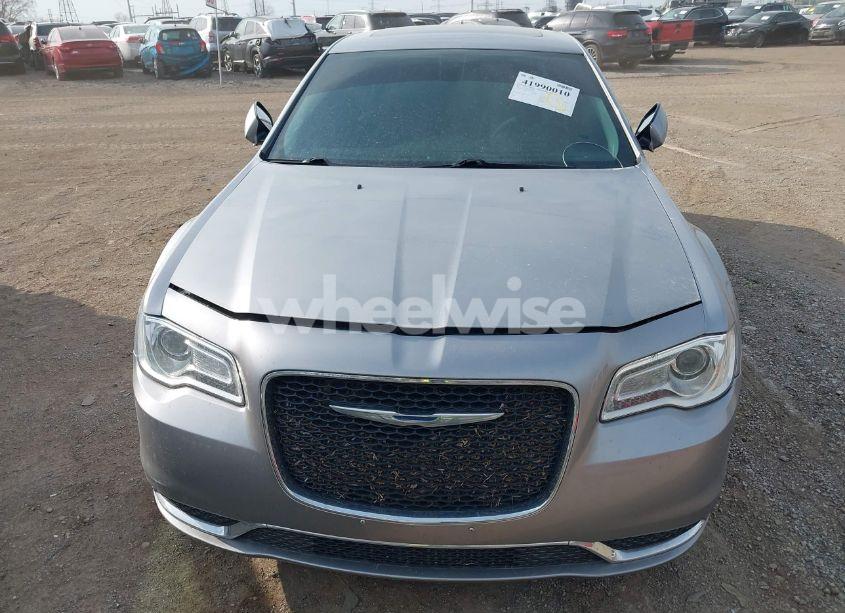 Photo 6 of 2015 Chrysler 300 LIMITED (VIN 2C3CCAAG1FH931721)