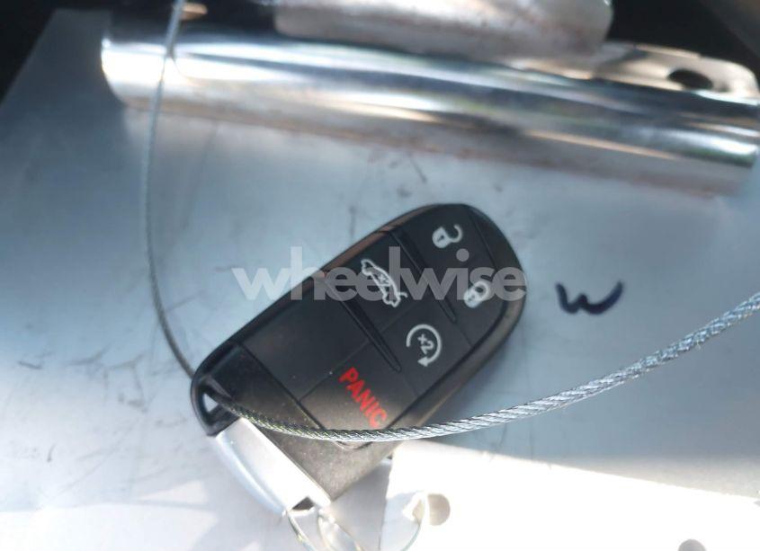 Photo 11 of 2016 Chrysler 300 (VIN 2C3CCAAG1GH216908)