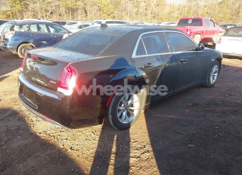 Photo 4 of 2016 Chrysler 300 (VIN 2C3CCAAG1GH216908)