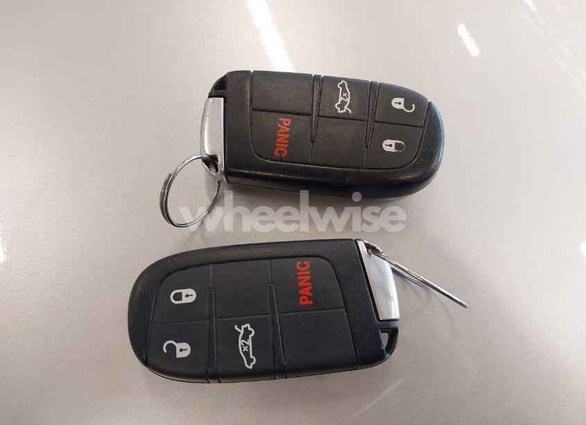 Photo 11 of 2016 Chrysler 300 LIMITED (VIN 2C3CCAAG1GH343836)