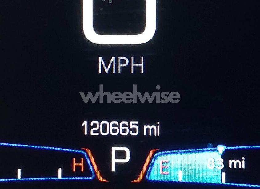 Photo 15 of 2016 Chrysler 300 LIMITED (VIN 2C3CCAAG1GH343836)