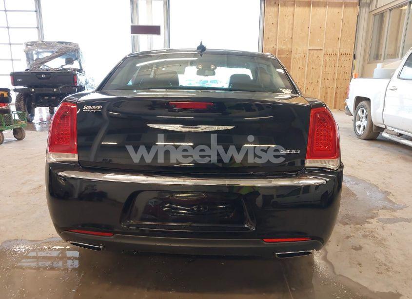 Photo 16 of 2016 Chrysler 300 LIMITED (VIN 2C3CCAAG1GH343836)