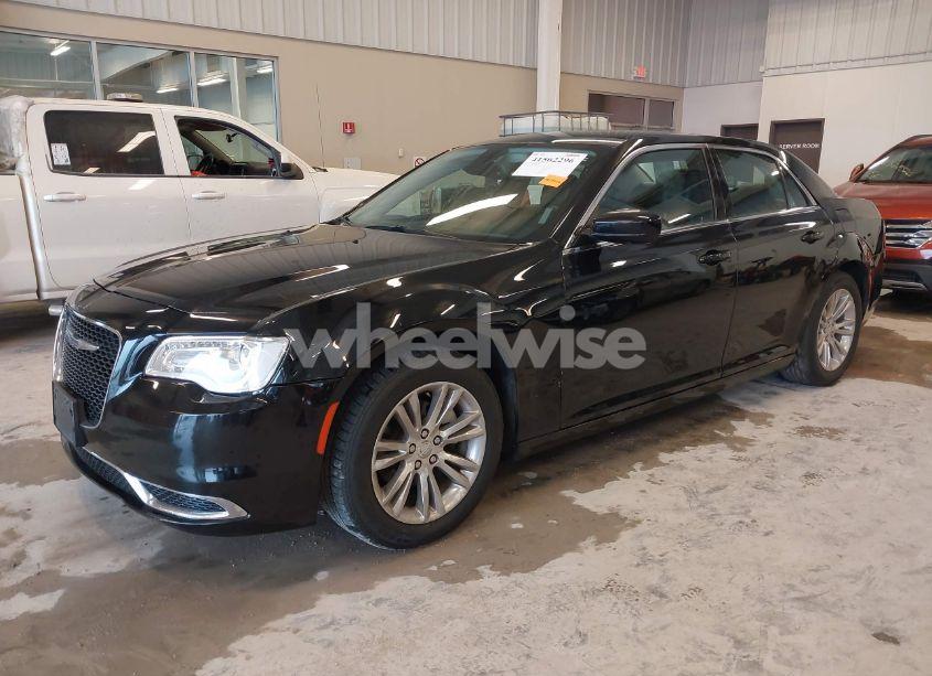 Photo 2 of 2016 Chrysler 300 LIMITED (VIN 2C3CCAAG1GH343836)