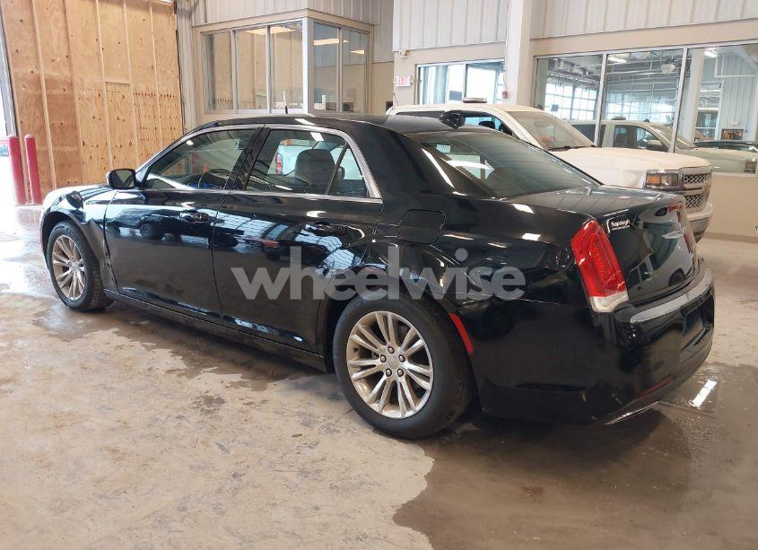 Photo 3 of 2016 Chrysler 300 LIMITED (VIN 2C3CCAAG1GH343836)