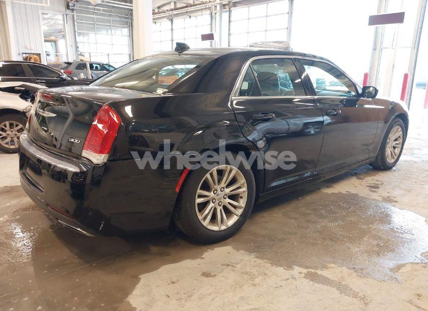 Photo 4 of 2016 Chrysler 300 LIMITED (VIN 2C3CCAAG1GH343836)