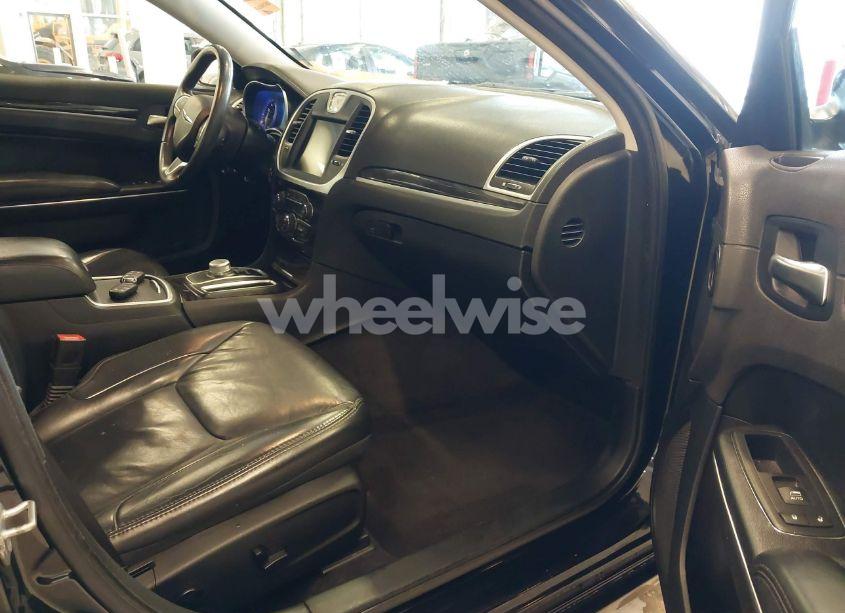 Photo 5 of 2016 Chrysler 300 LIMITED (VIN 2C3CCAAG1GH343836)