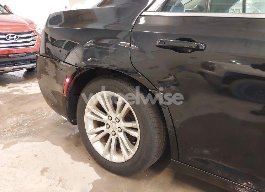 Photo 6 of 2016 Chrysler 300 LIMITED (VIN 2C3CCAAG1GH343836)