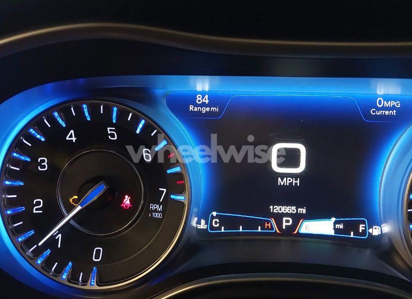 Photo 7 of 2016 Chrysler 300 LIMITED (VIN 2C3CCAAG1GH343836)