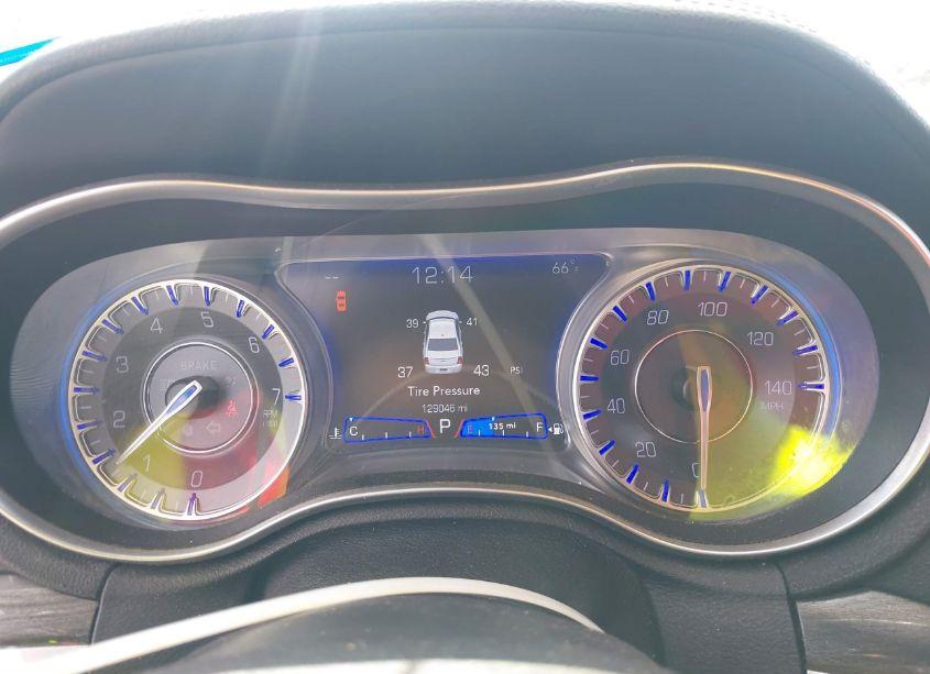 Photo 7 of 2019 Chrysler 300 TOURING (VIN 2C3CCAAG1KH569061)