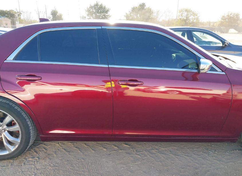 Photo 13 of 2021 Chrysler 300 TOURING L (VIN 2C3CCAAG1MH673438)