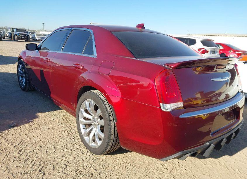 Photo 3 of 2021 Chrysler 300 TOURING L (VIN 2C3CCAAG1MH673438)