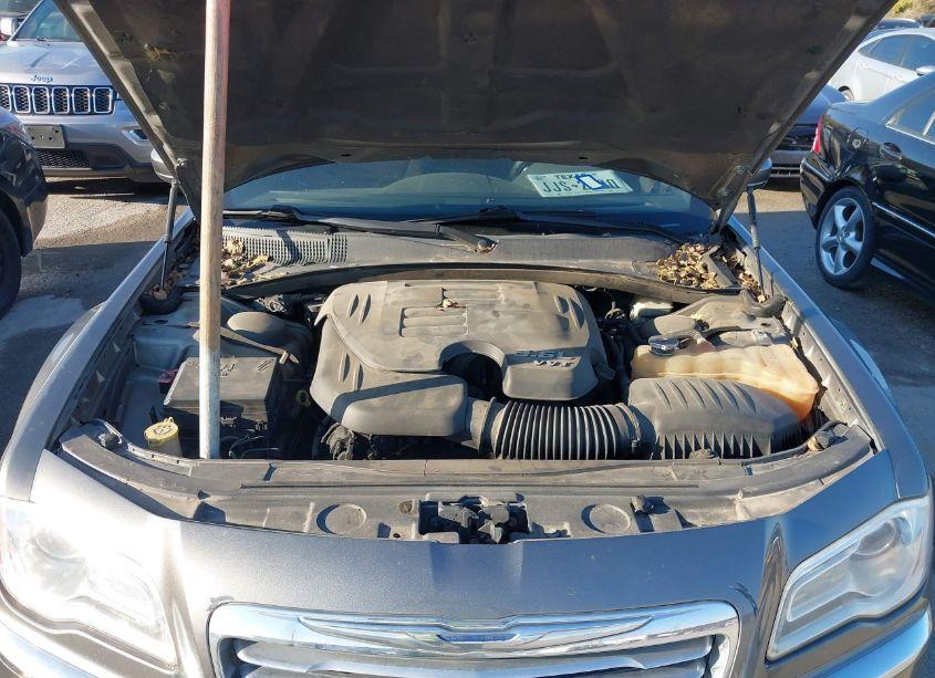 Photo 10 of 2012 Chrysler 300 (VIN 2C3CCAAG2CH116603)