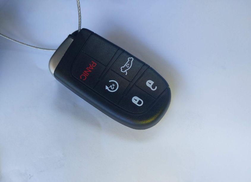 Photo 11 of 2012 Chrysler 300 (VIN 2C3CCAAG2CH116603)