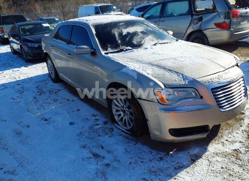 2012 Chrysler 300 (VIN 2C3CCAAG2CH251466) main photo