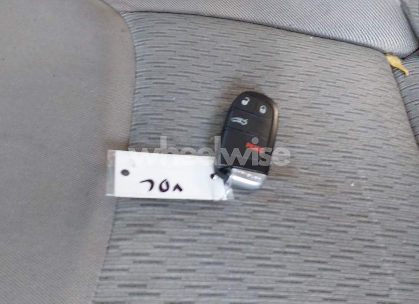 Photo 11 of 2012 Chrysler 300 (VIN 2C3CCAAG2CH251466)