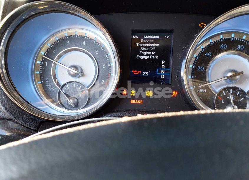 Photo 7 of 2012 Chrysler 300 (VIN 2C3CCAAG2CH251466)