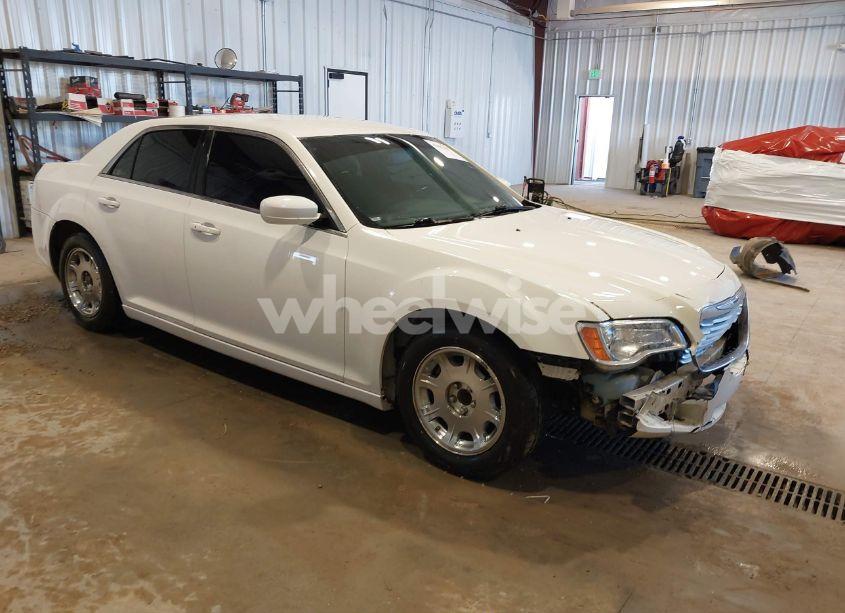 2013 Chrysler 300 MOTOWN (VIN 2C3CCAAG2DH504805) main photo