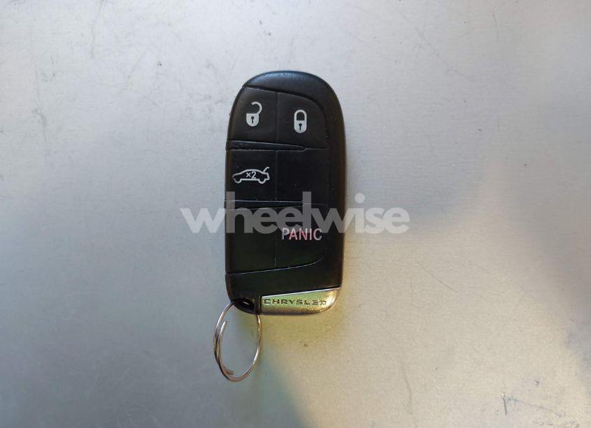 Photo 11 of 2013 Chrysler 300 MOTOWN (VIN 2C3CCAAG2DH504805)