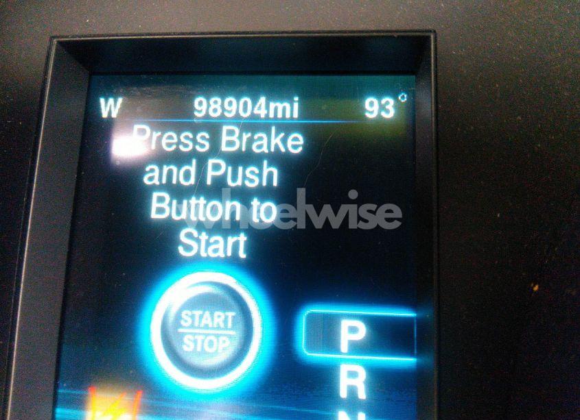 Photo 7 of 2013 Chrysler 300 MOTOWN (VIN 2C3CCAAG2DH505114)