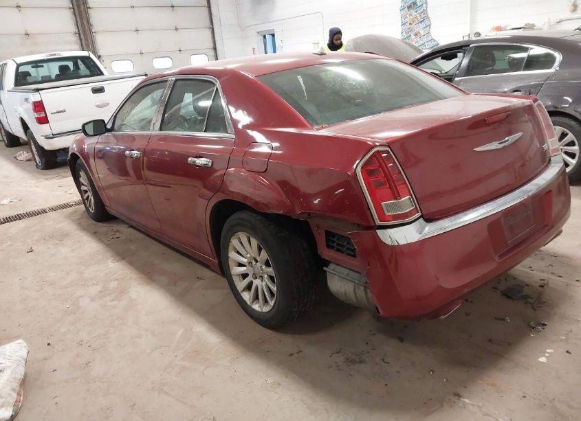 Photo 3 of 2013 Chrysler 300 MOTOWN (VIN 2C3CCAAG2DH551090)