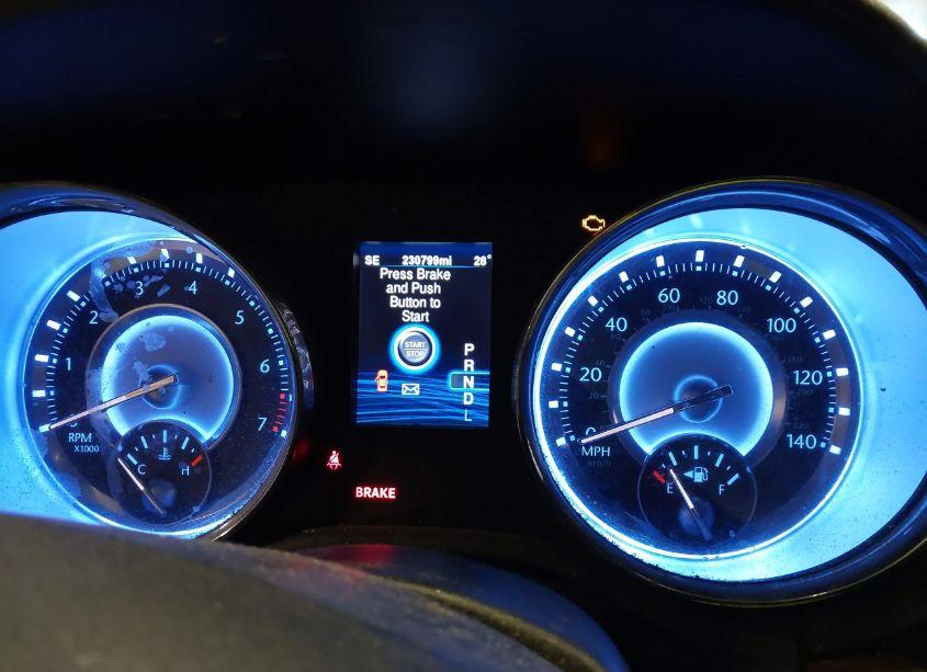 Photo 7 of 2013 Chrysler 300 MOTOWN (VIN 2C3CCAAG2DH551090)