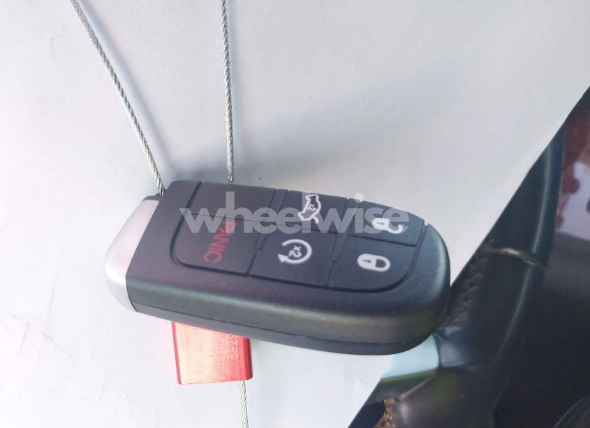 Photo 11 of 2013 Chrysler 300 MOTOWN (VIN 2C3CCAAG2DH572652)