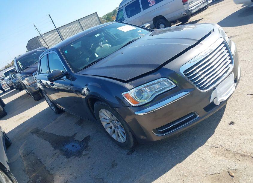 2013 Chrysler 300 MOTOWN (VIN 2C3CCAAG2DH574739) main photo