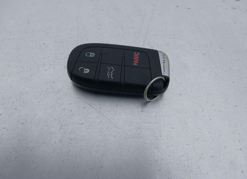 Photo 11 of 2013 Chrysler 300 MOTOWN (VIN 2C3CCAAG2DH697506)