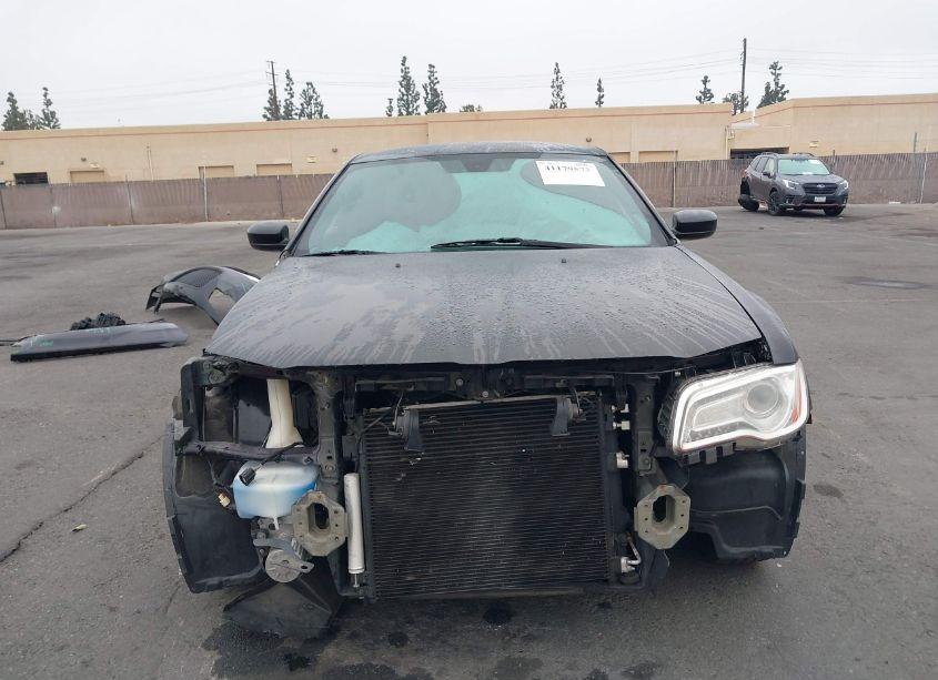 Photo 13 of 2013 Chrysler 300 MOTOWN (VIN 2C3CCAAG2DH697506)