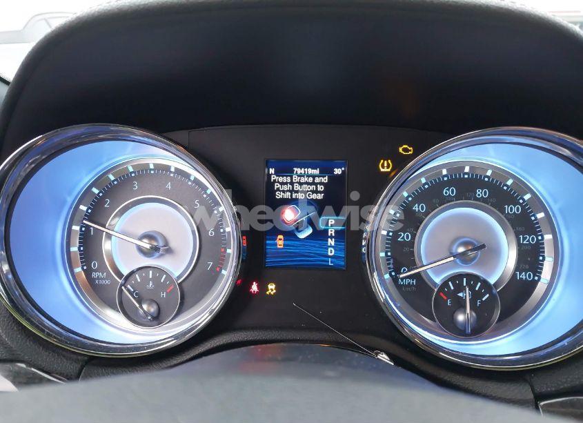 Photo 7 of 2013 Chrysler 300 MOTOWN (VIN 2C3CCAAG2DH732903)