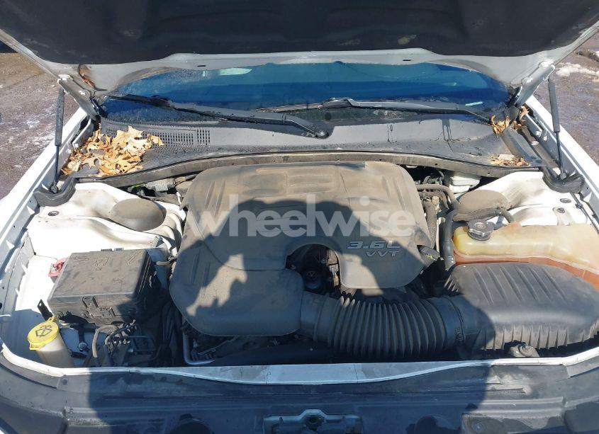 Photo 10 of 2014 Chrysler 300 (VIN 2C3CCAAG2EH235612)