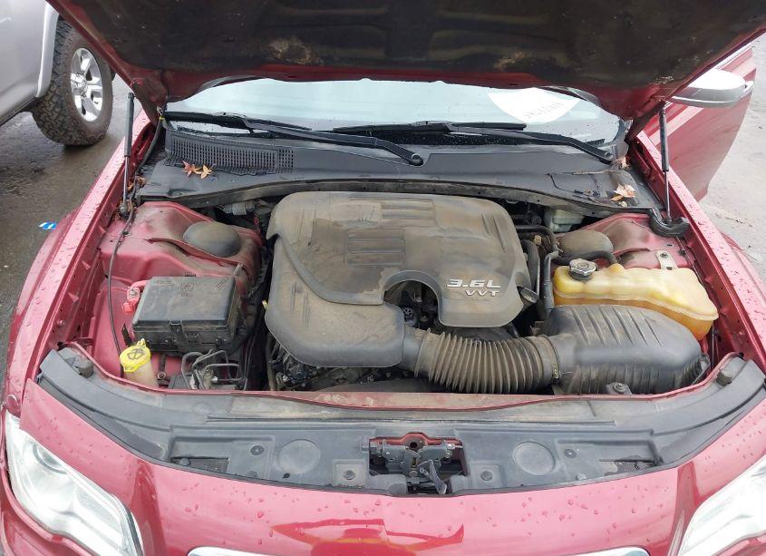 Photo 10 of 2014 Chrysler 300 UPTOWN EDITION (VIN 2C3CCAAG2EH327593)