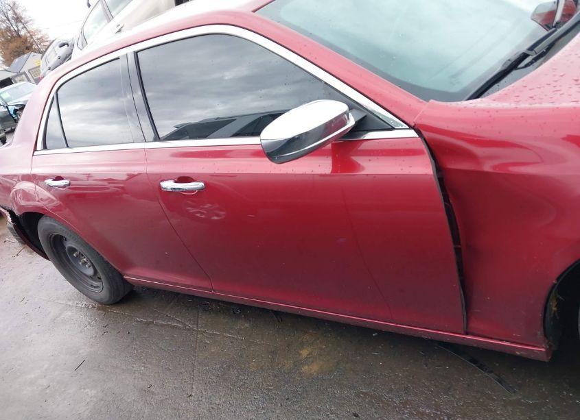 Photo 14 of 2014 Chrysler 300 UPTOWN EDITION (VIN 2C3CCAAG2EH327593)