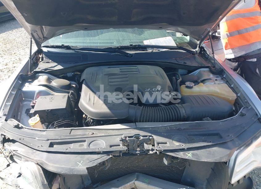 Photo 10 of 2015 Chrysler 300 LIMITED (VIN 2C3CCAAG2FH786866)