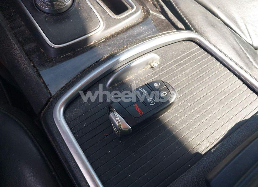 Photo 11 of 2015 Chrysler 300 LIMITED (VIN 2C3CCAAG2FH786866)