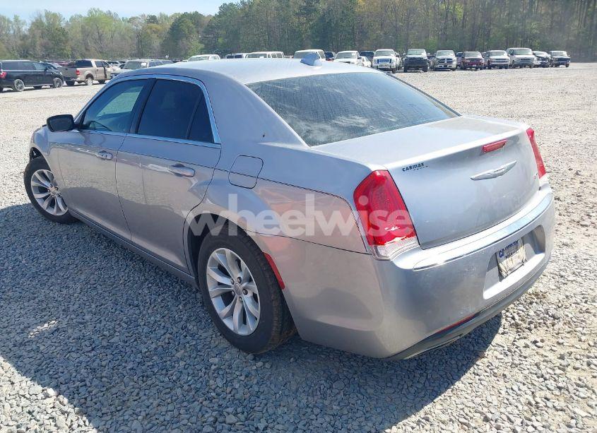 Photo 3 of 2015 Chrysler 300 LIMITED (VIN 2C3CCAAG2FH786866)