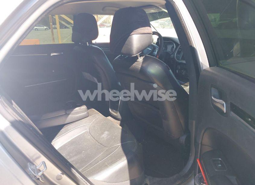 Photo 8 of 2015 Chrysler 300 LIMITED (VIN 2C3CCAAG2FH786866)