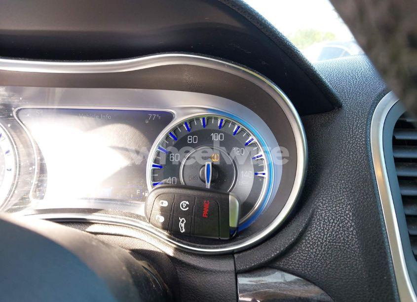 Photo 11 of 2015 Chrysler 300 LIMITED (VIN 2C3CCAAG2FH930318)