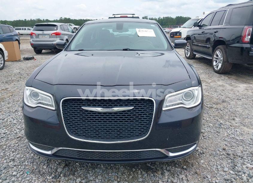 Photo 12 of 2015 Chrysler 300 LIMITED (VIN 2C3CCAAG2FH930318)