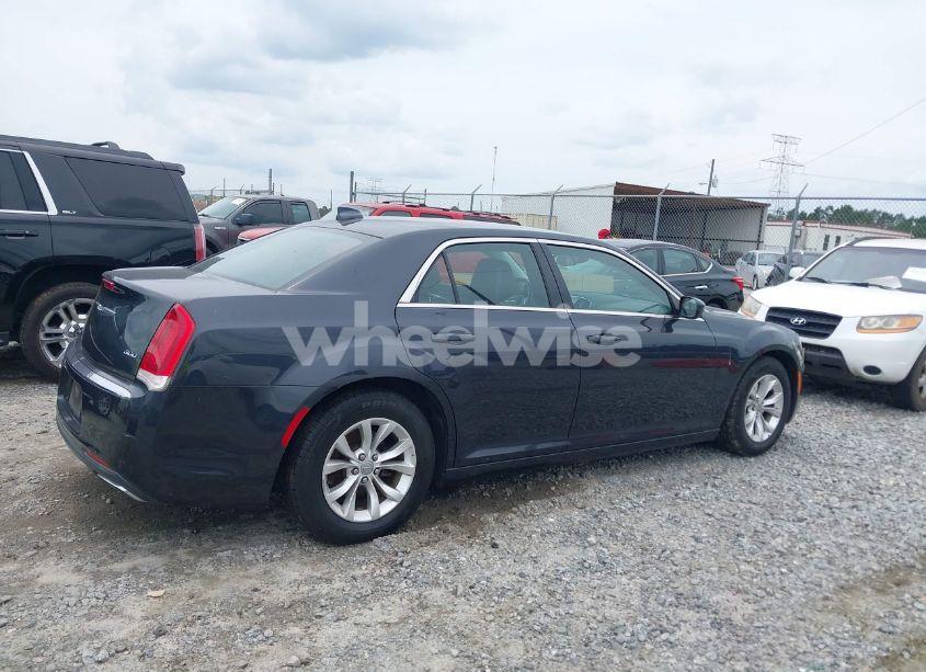 Photo 4 of 2015 Chrysler 300 LIMITED (VIN 2C3CCAAG2FH930318)