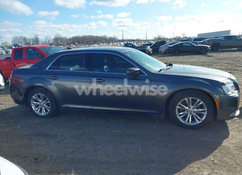 Photo 13 of 2016 Chrysler 300 LIMITED (VIN 2C3CCAAG2GH295456)