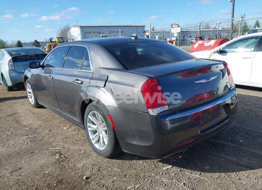 Photo 3 of 2016 Chrysler 300 LIMITED (VIN 2C3CCAAG2GH295456)