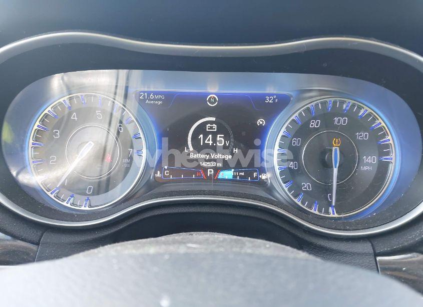 Photo 7 of 2016 Chrysler 300 LIMITED (VIN 2C3CCAAG2GH295456)