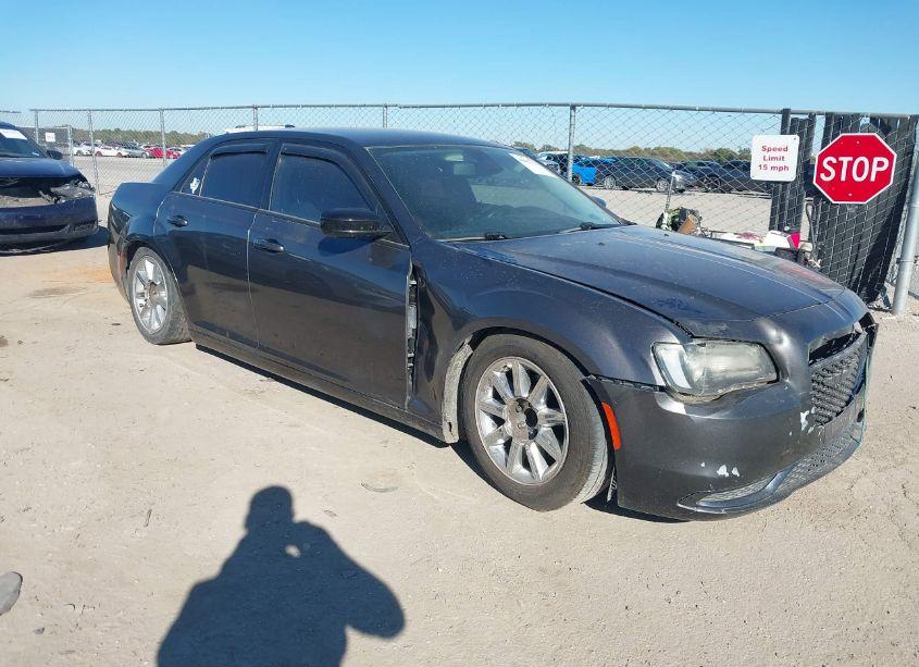 2019 Chrysler 300 TOURING (VIN 2C3CCAAG2KH609891) main photo