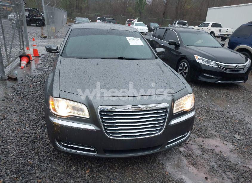 Photo 12 of 2012 Chrysler 300 (VIN 2C3CCAAG3CH107540)
