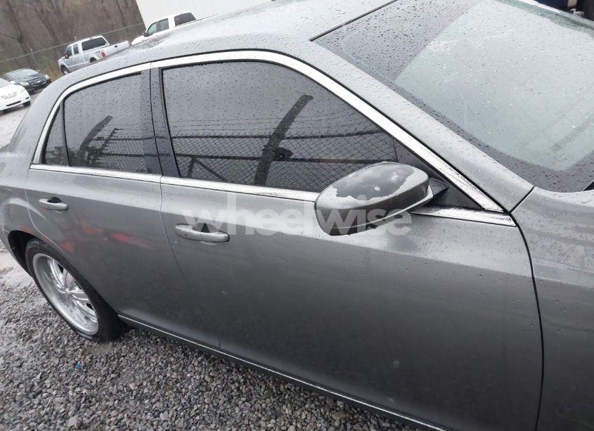 Photo 13 of 2012 Chrysler 300 (VIN 2C3CCAAG3CH107540)