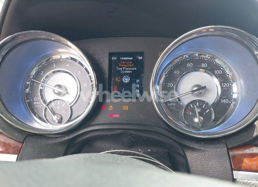 Photo 7 of 2012 Chrysler 300 (VIN 2C3CCAAG3CH107540)