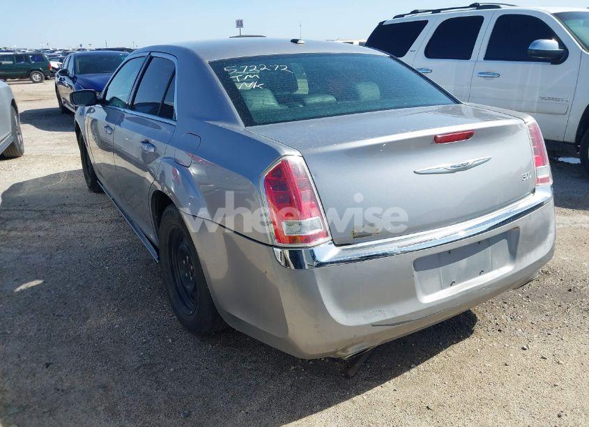 Photo 3 of 2013 Chrysler 300 MOTOWN (VIN 2C3CCAAG3DH572272)